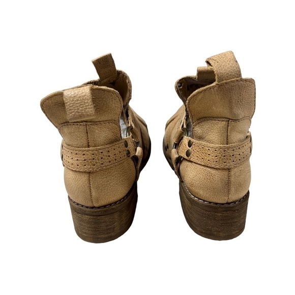 ANTHROPOLOGIE MATISSE Leather Pointed Toe Ankle Booties - Picture 12 of 15